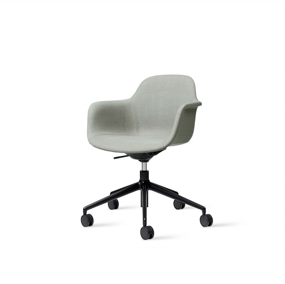Arena 5 Star | Chairs & Stools | Ergonomic | Icons of Denmark